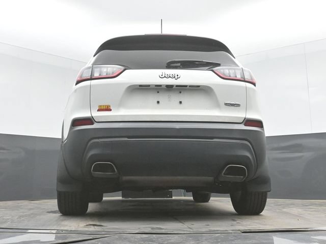 Used 2019 Jeep Cherokee Latitude w/ Popular Appearance Group FWD image 32