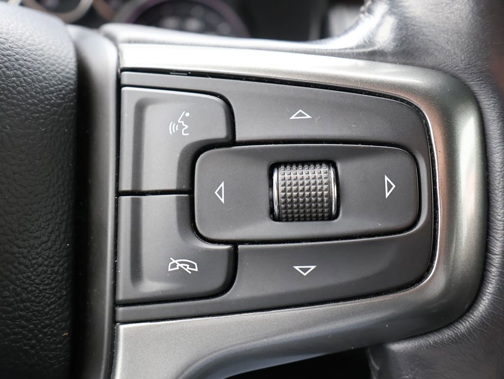 Used 2021 Chevrolet Suburban LT AWD/4WD image 19