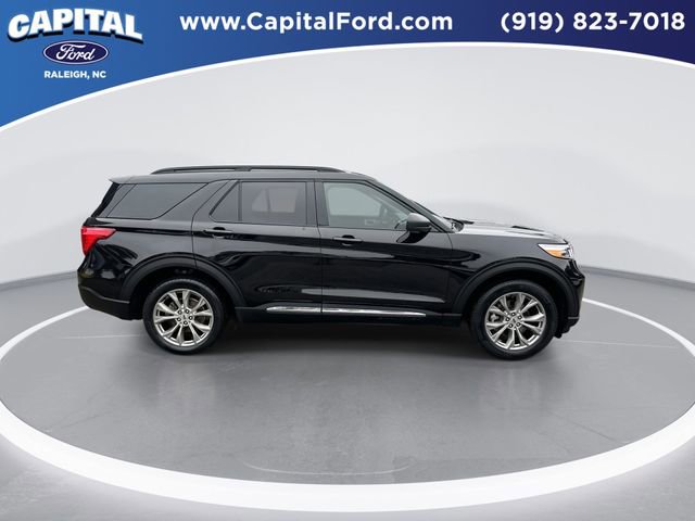 Certified 2023 Ford Explorer XLT w/ Equipment Group 202A image 9