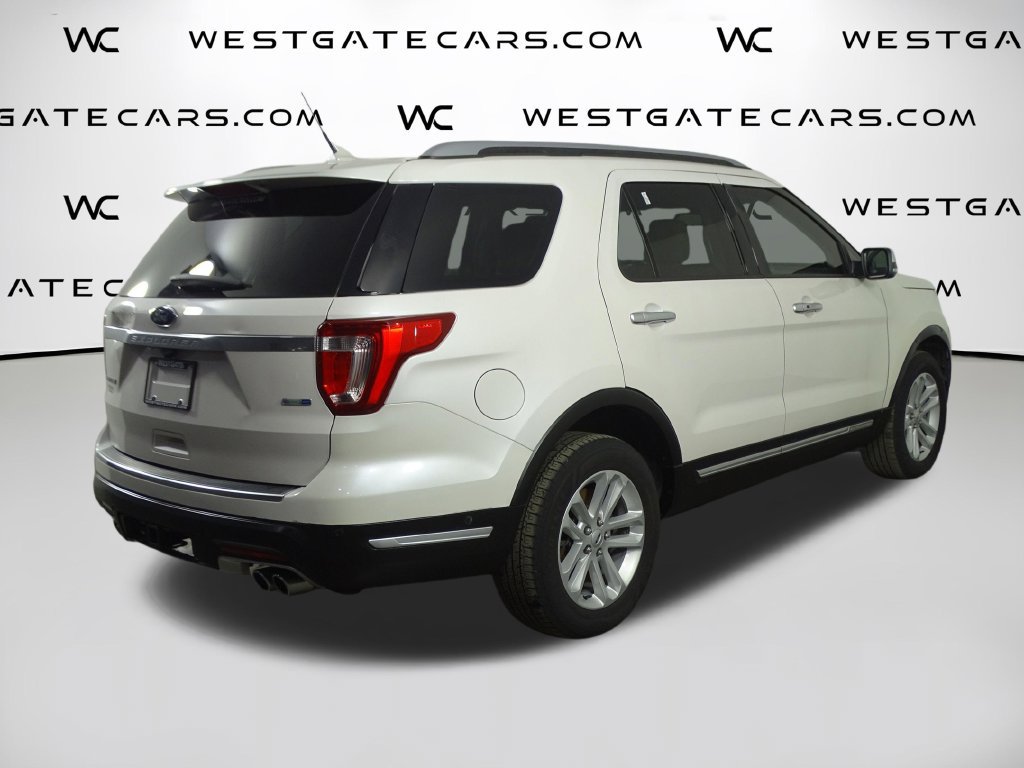 Used 2018 Ford Explorer Platinum AWD/4WD image 5