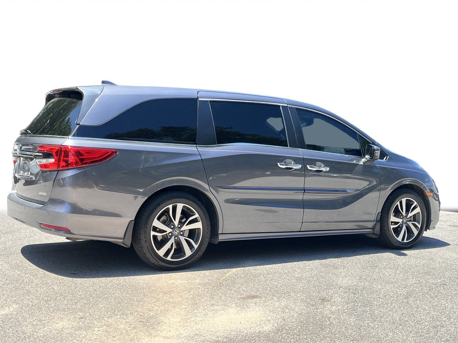 Used 2023 Honda Odyssey Touring image 30