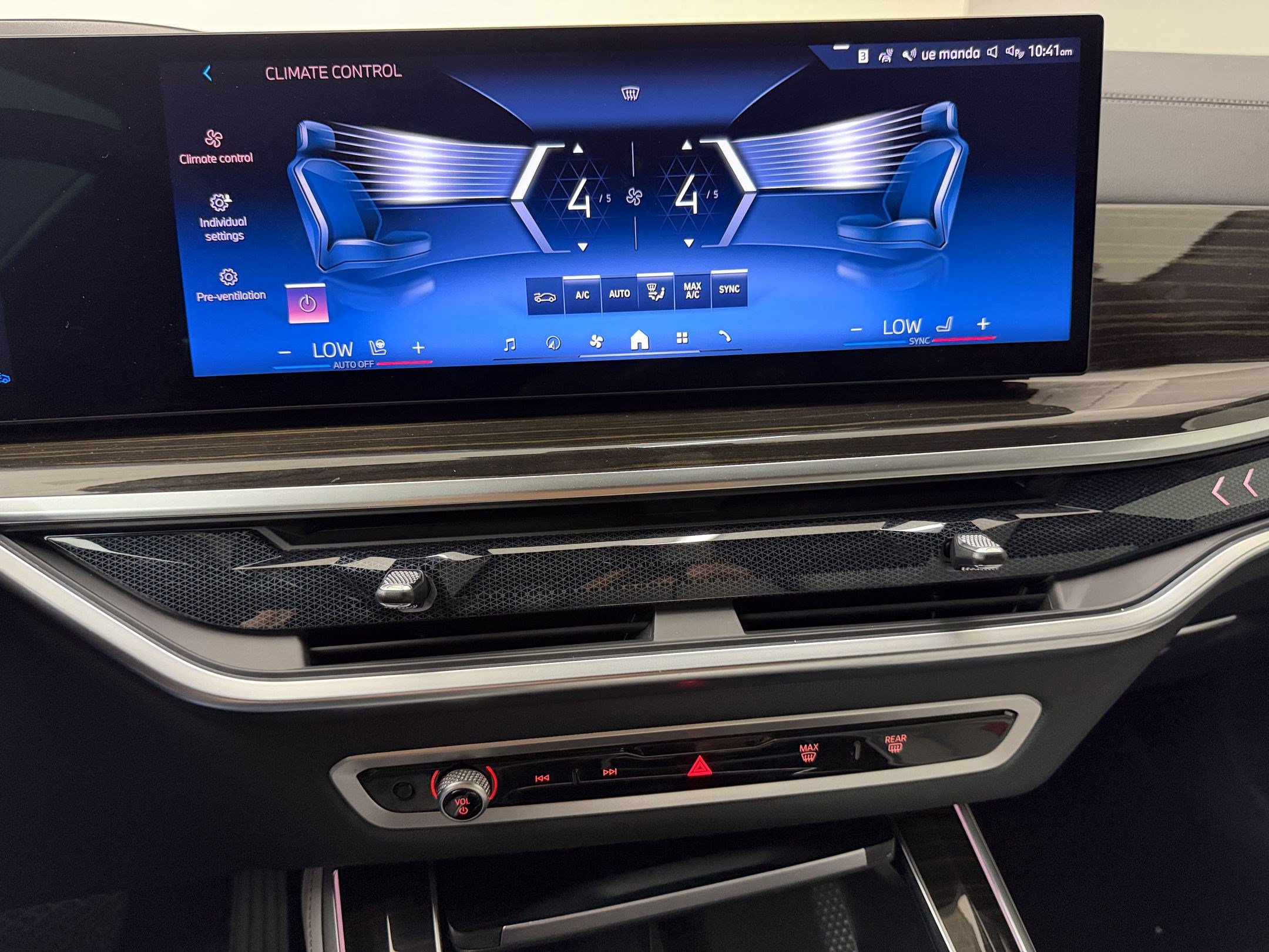 Used 2024 BMW X5 sDrive40i w/ Parking Assistance Package RWD image 21