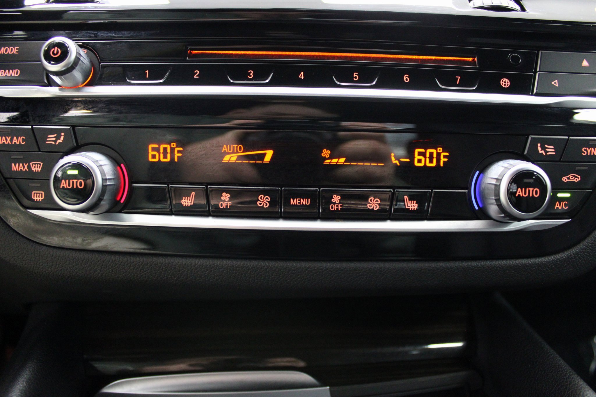 Used 2019 BMW 530i w/ Convenience Package image 43