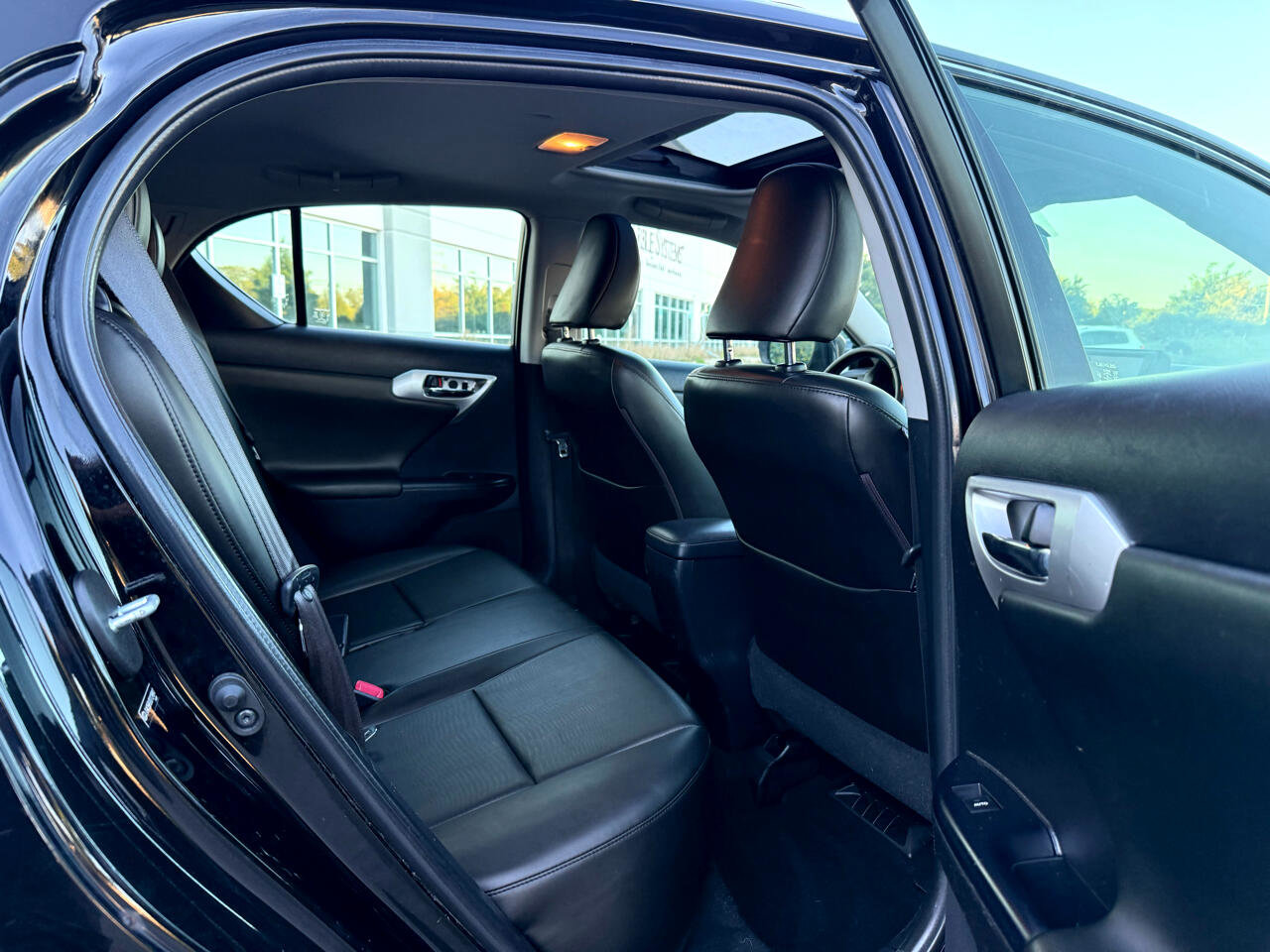 Used 2013 Lexus CT 200h image 22