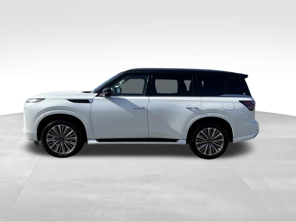 Used 2025 INFINITI QX80 Luxe image 2