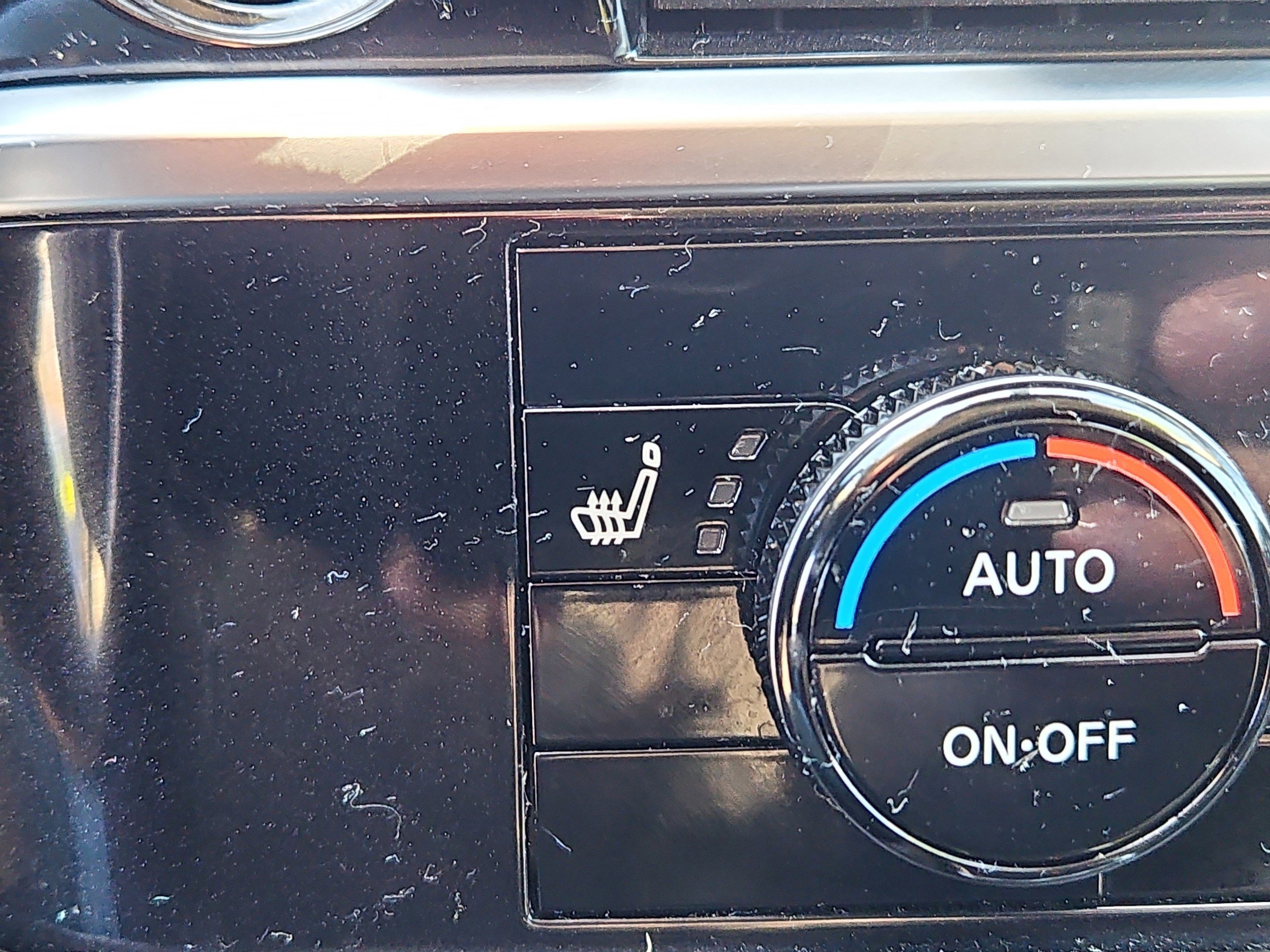 Used 2022 Nissan Pathfinder SL w/ SL Black Package image 11