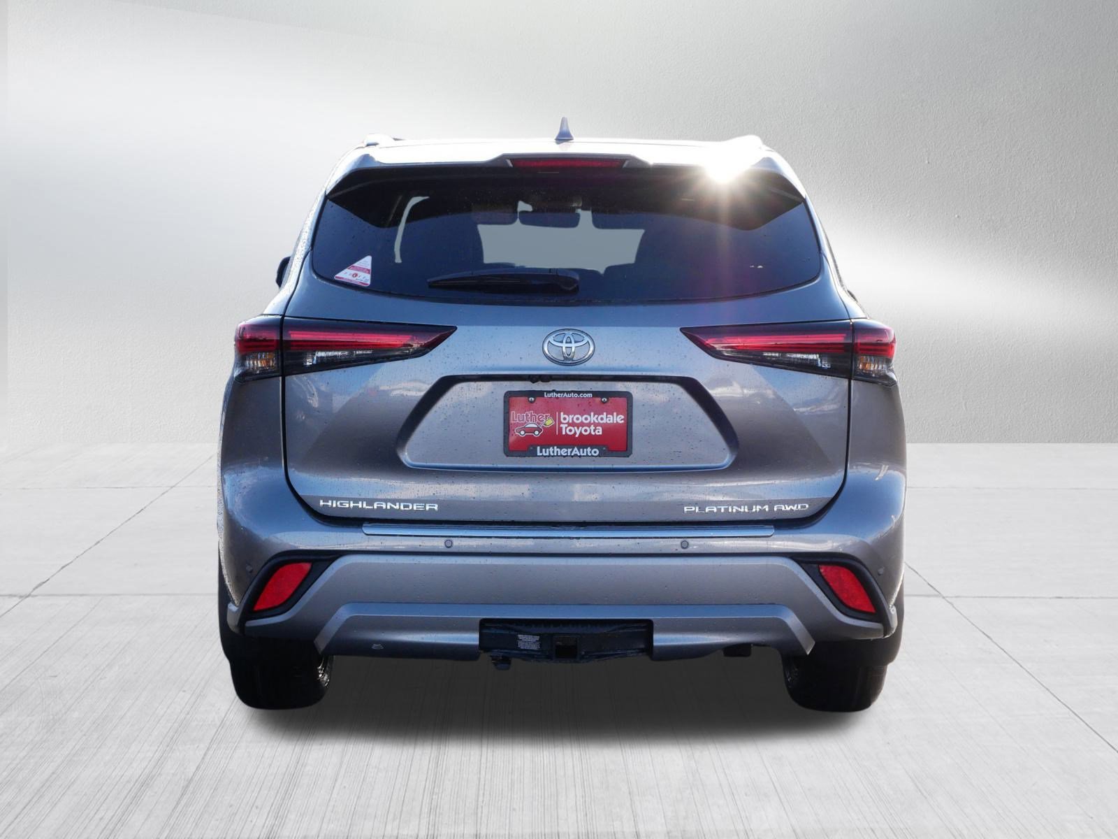 Certified 2026 Toyota Highlander Platinum image 6