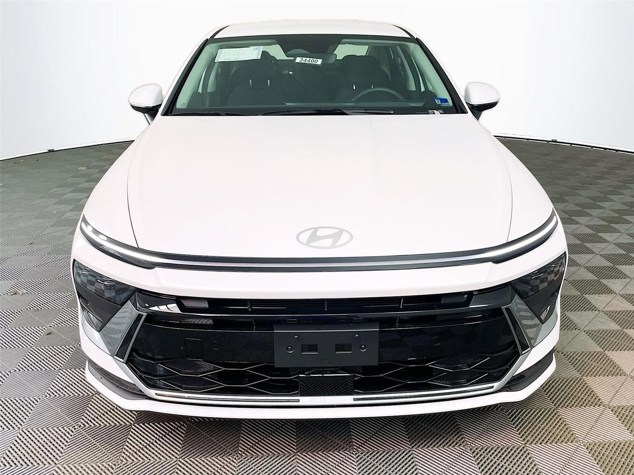 New 2026 Hyundai Sonata SE FWD image 2