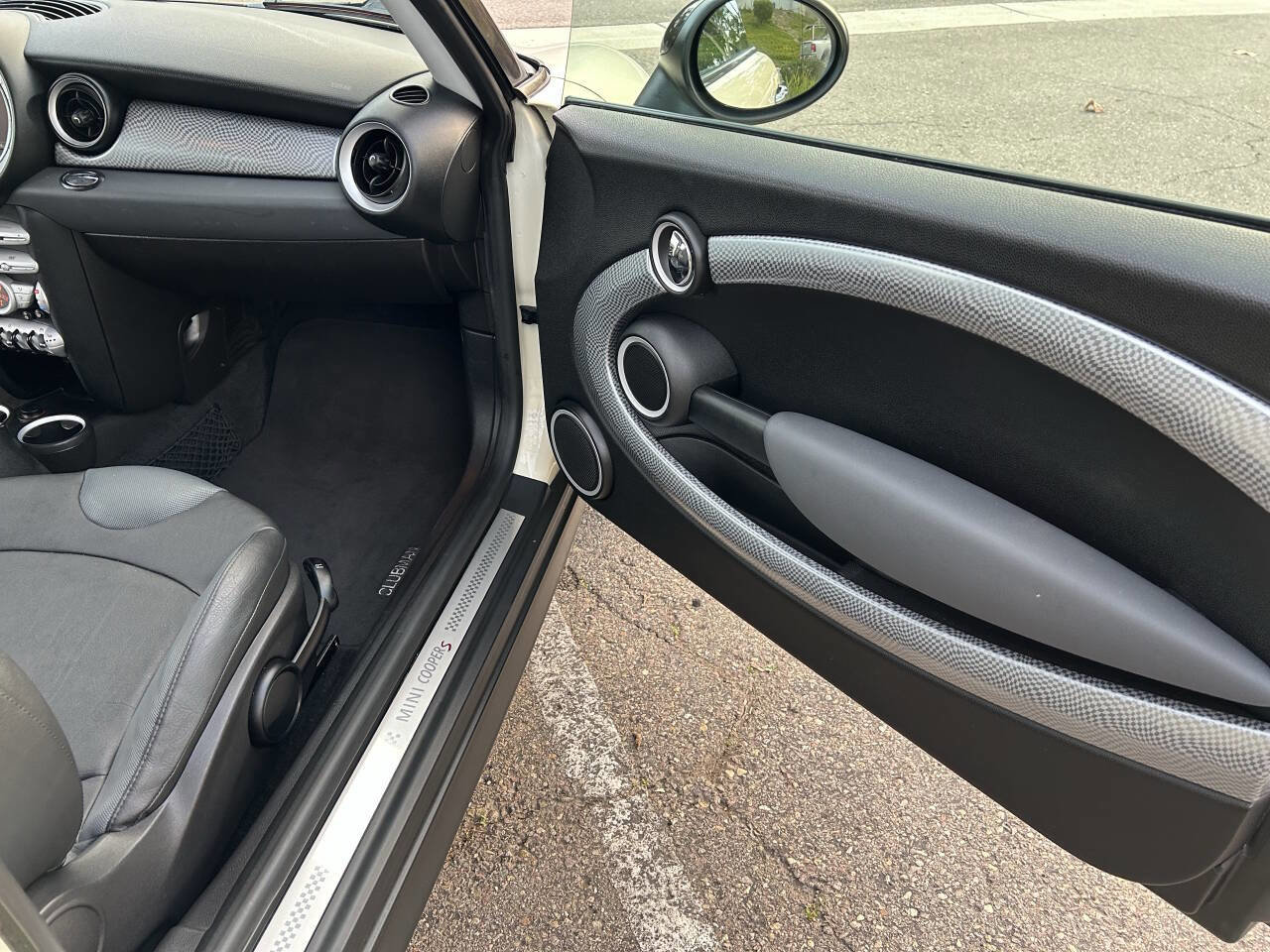 Used 2010 MINI Cooper Clubman S image 38