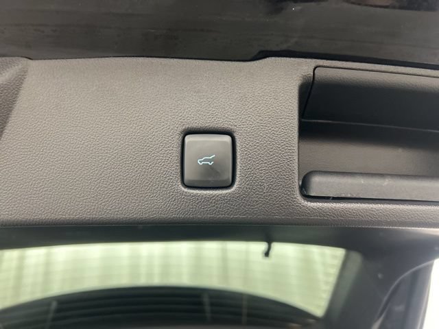 Used 2025 Ford Escape Platinum AWD/4WD image 30