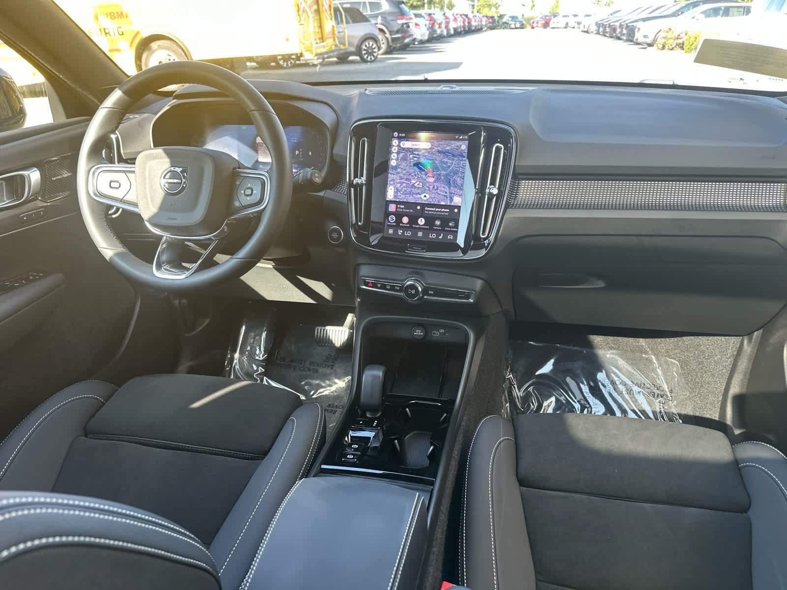 Used 2026 Volvo XC40 B5 Ultra w/ Protection Package Premier AWD/4WD image 42