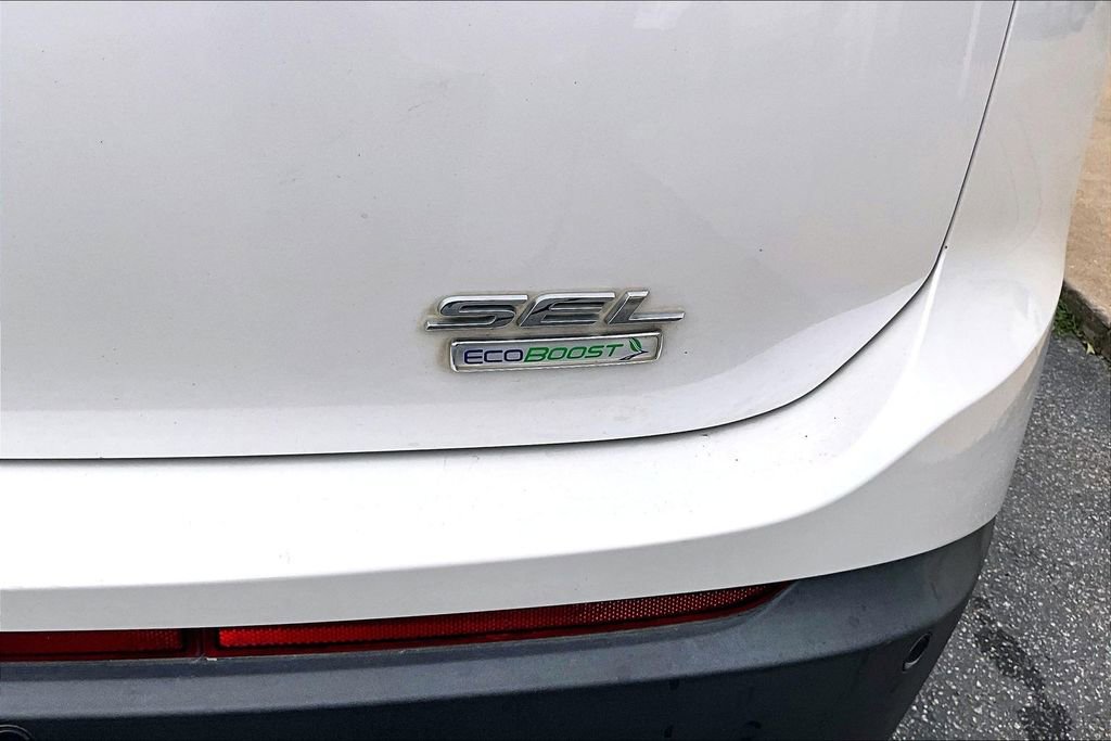 Used 2017 Ford Edge SEL w/ Equipment Group 201A FWD image 7