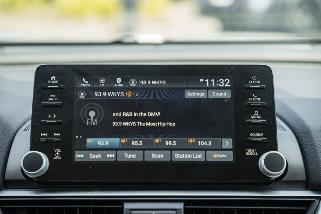 Used 2021 Honda Accord EX image 22