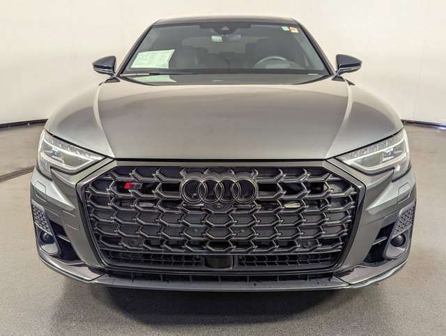 Used 2024 Audi S8 image 3
