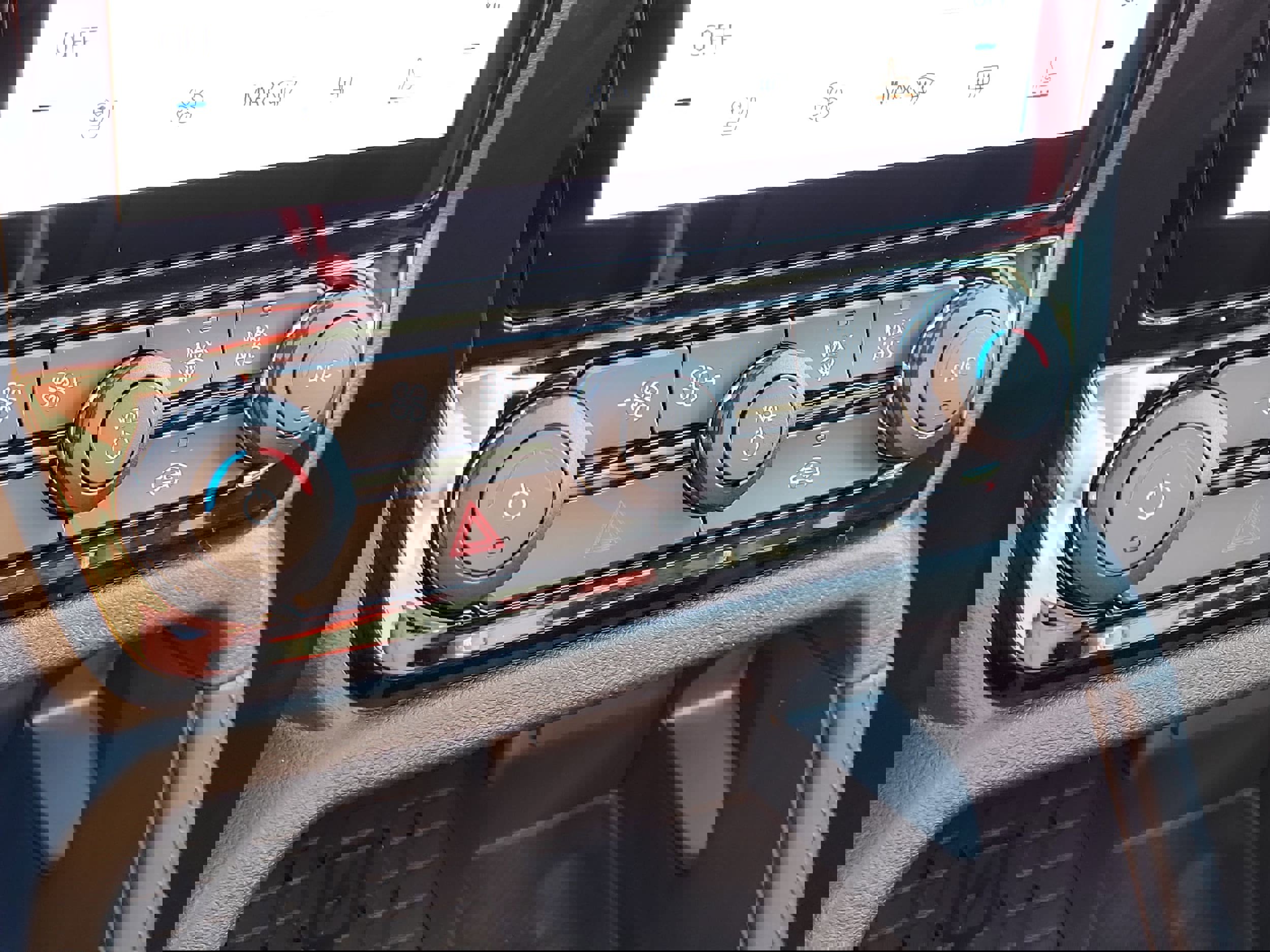 New 2025 Ford Ranger Raptor image 30