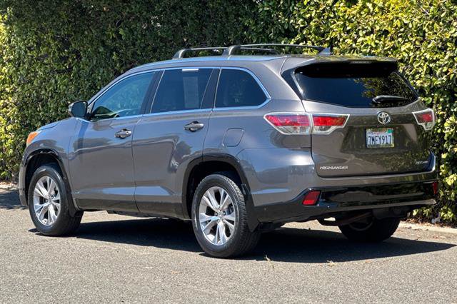 Used 2015 Toyota Highlander XLE AWD/4WD image 5
