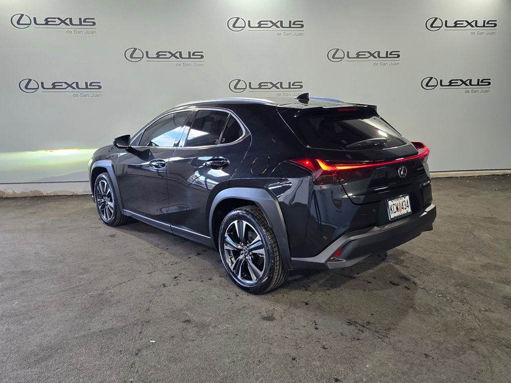 Used 2023 Lexus UX 250h FWD image 8