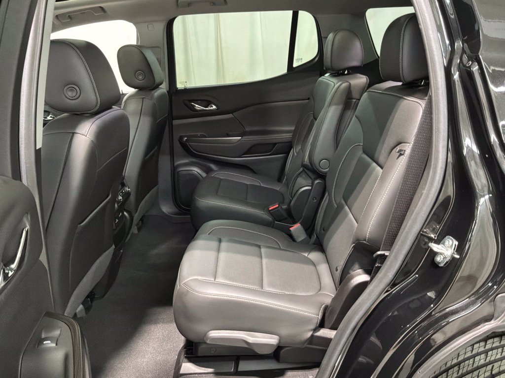 Used 2023 GMC Acadia SLT w/ Elevation Edition FWD image 21