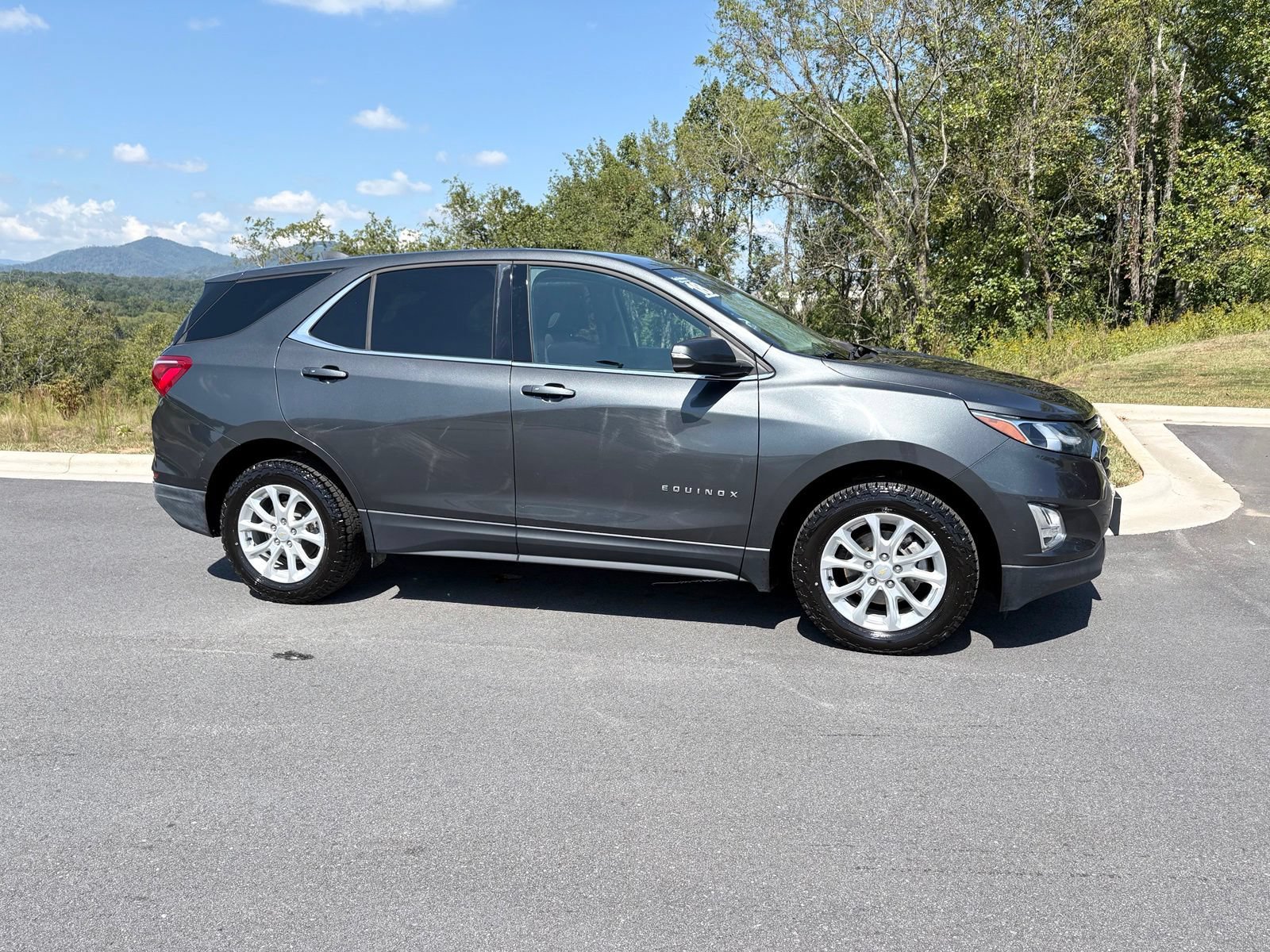 Used 2018 Chevrolet Equinox LT AWD/4WD image 7