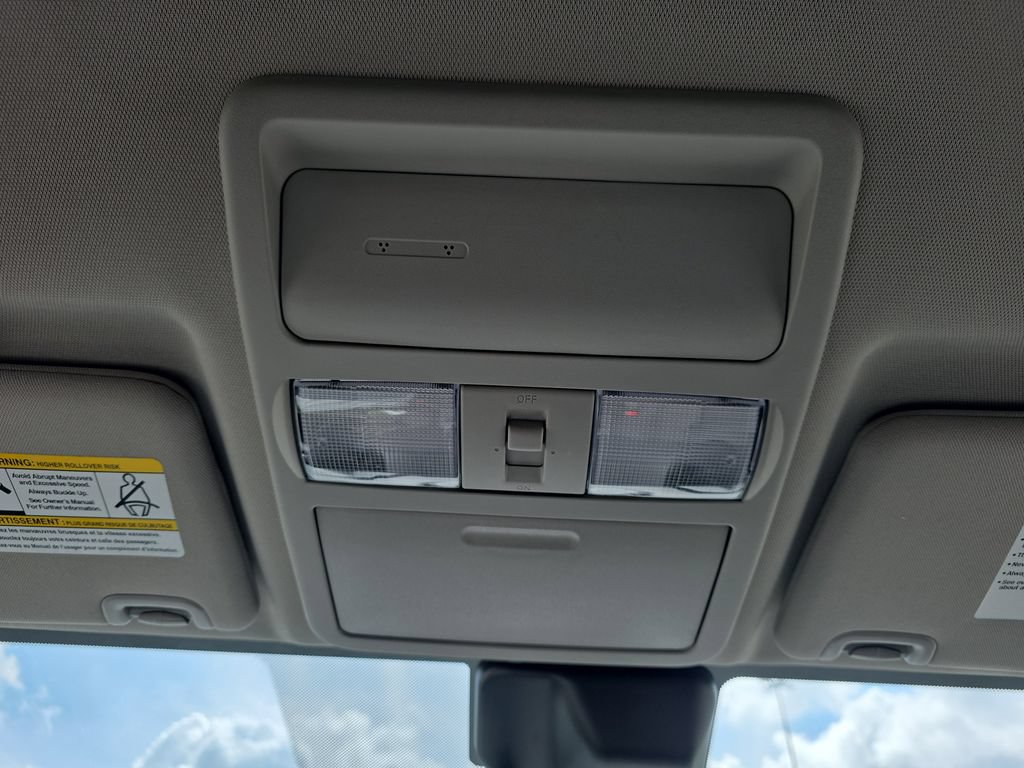 Used 2024 Nissan Frontier SV w/ SV Convenience Package RWD image 29