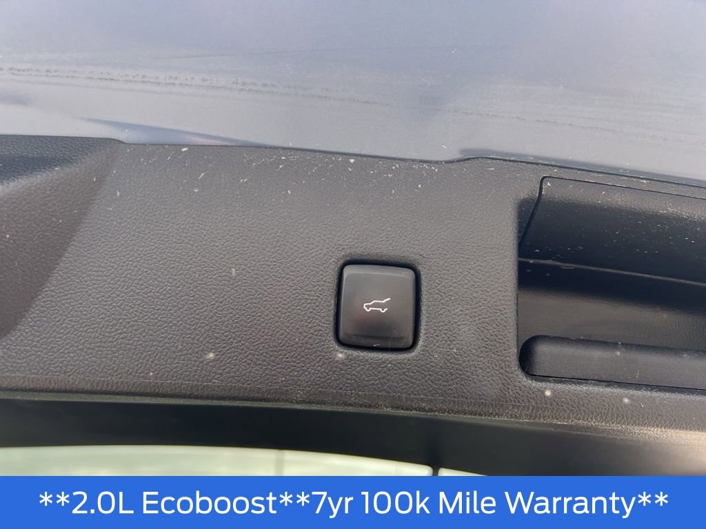 Used 2023 Ford Escape Platinum image 41