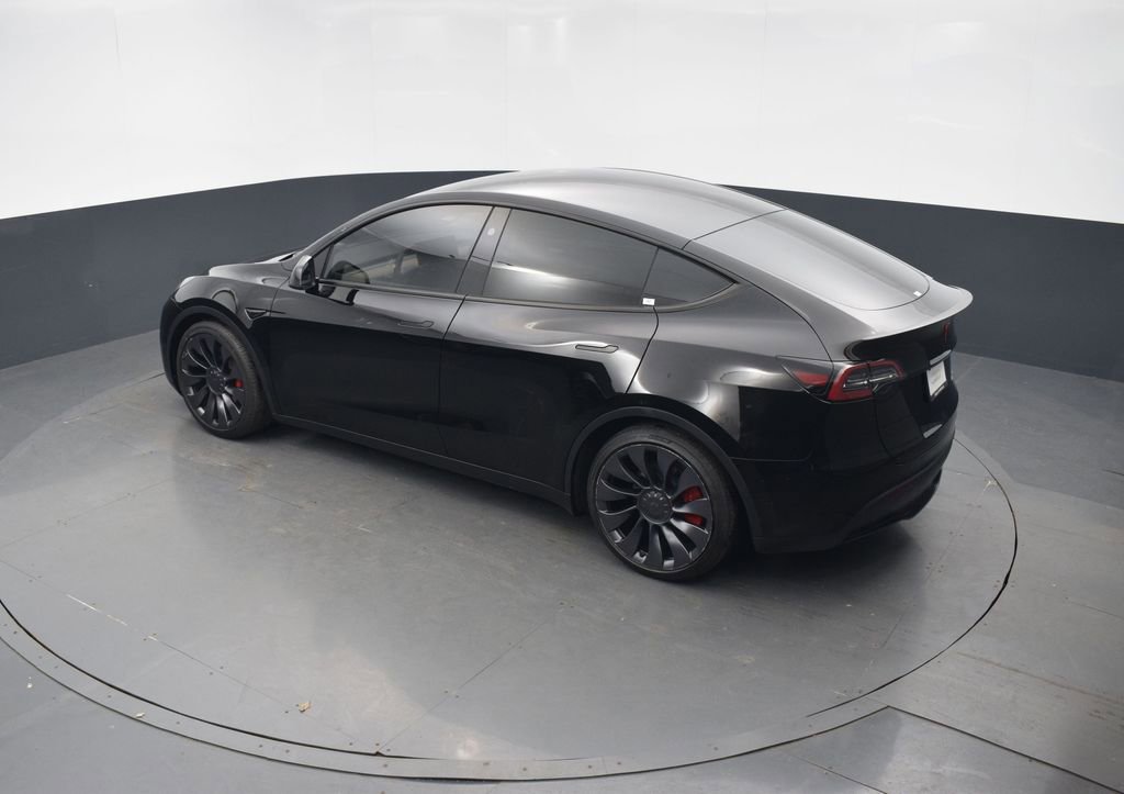 Used 2024 Tesla Model Y Performance AWD/4WD image 28