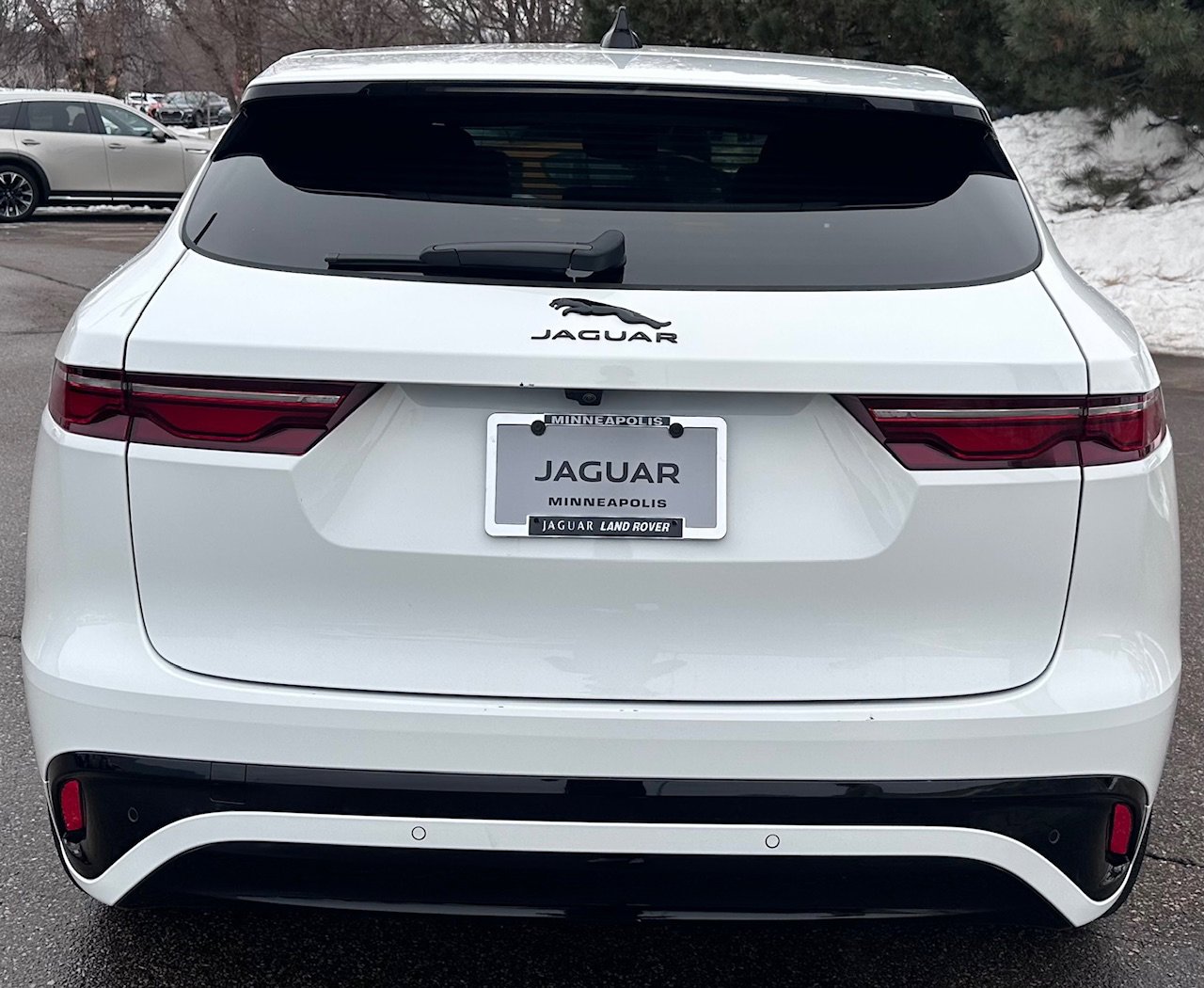 Certified 2025 Jaguar F-PACE R-Dynamic S image 6