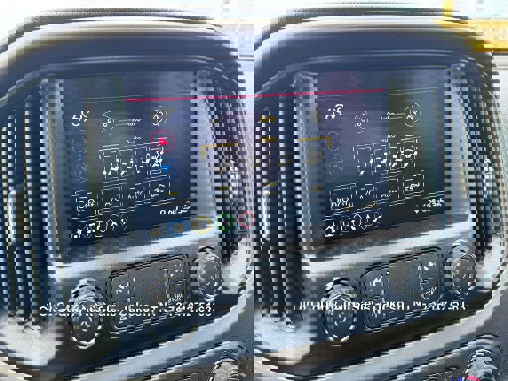 Used 2021 GMC Canyon AT4 w/ Driver Alert Package image 47