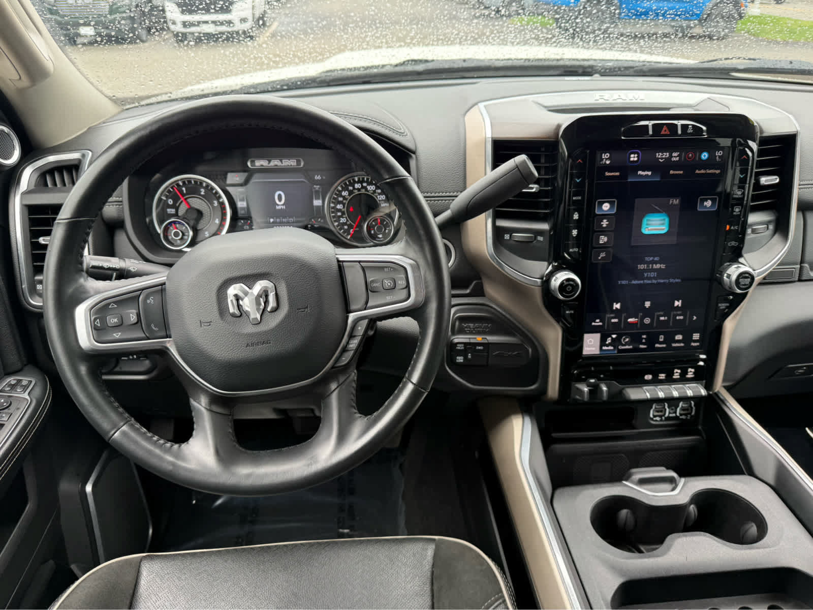Used 2023 RAM 3500 Laramie AWD/4WD image 14