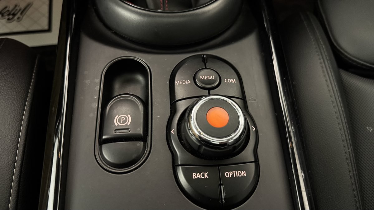 Used 2019 MINI Cooper Clubman S w/ Premium Package FWD image 21
