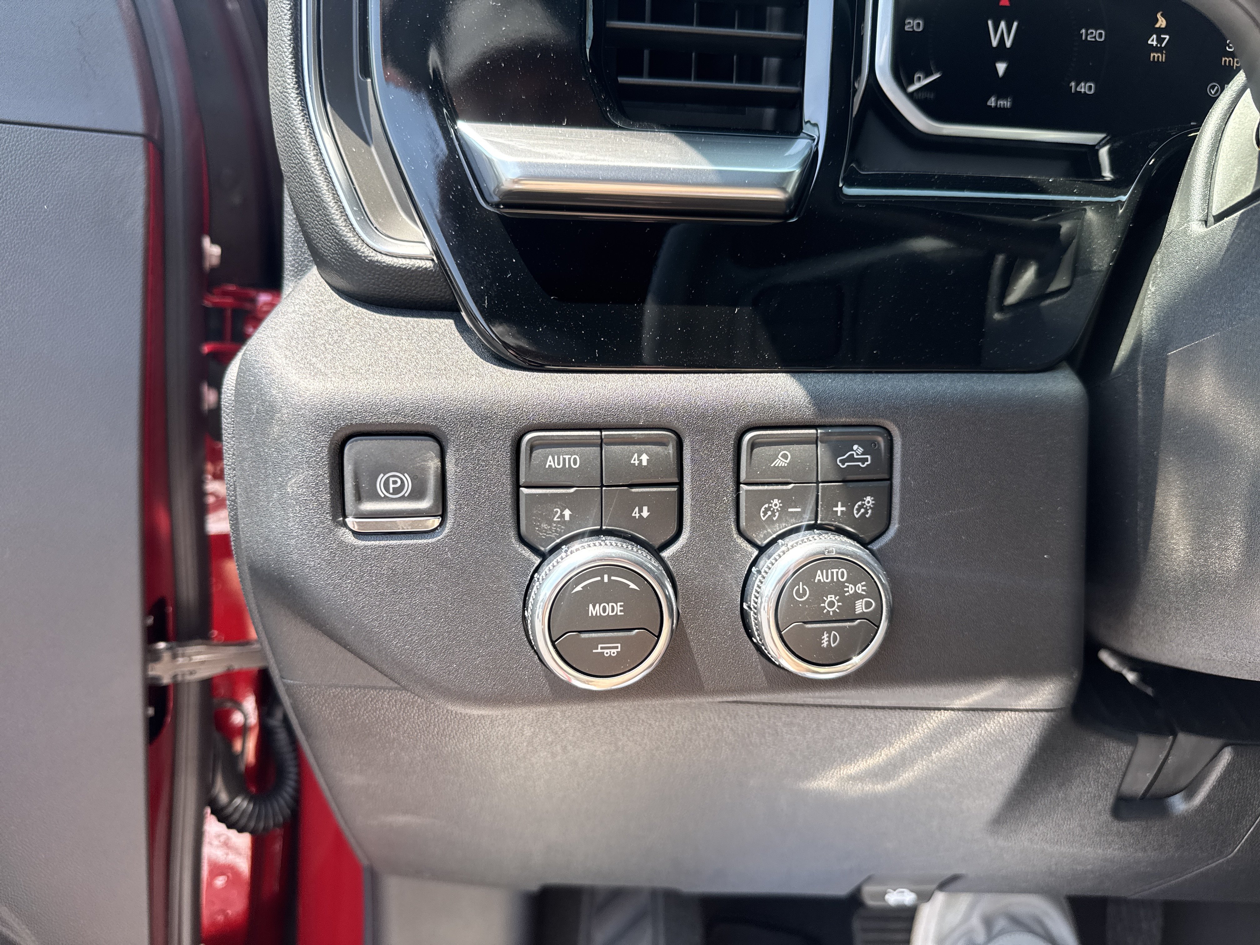New 2026 GMC Sierra 2500 SLT AWD/4WD image 30