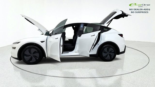 Used 2026 Tesla Model Y Long Range AWD/4WD image 14