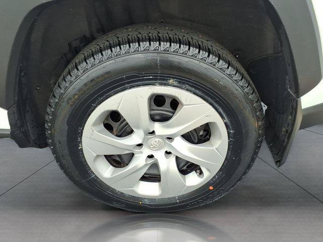 Certified 2023 Toyota RAV4 LE FWD image 24