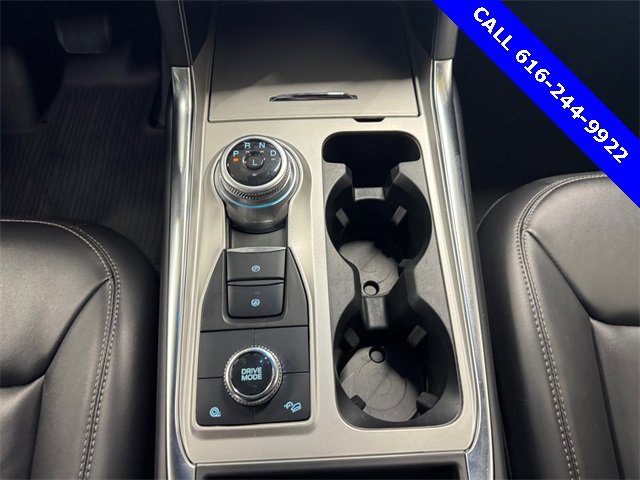 Used 2023 Ford Explorer XLT w/ Equipment Group 202A image 15
