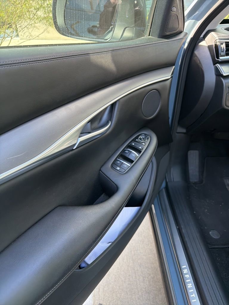 Certified 2022 INFINITI QX50 Luxe image 10