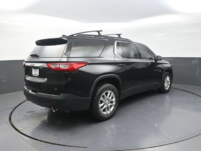 Used 2021 Chevrolet Traverse LT FWD image 9