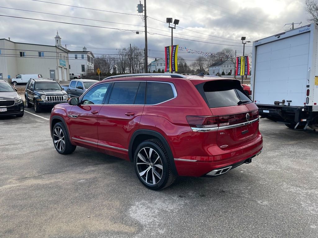 Used 2024 Volkswagen Atlas SEL Premium R-Line AWD/4WD image 8
