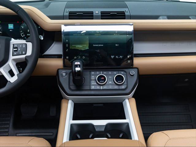 New 2026 Land Rover Defender 110 X-Dynamic SE AWD/4WD image 30