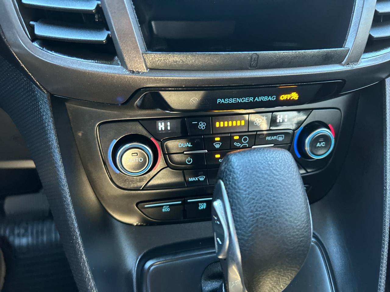 Used 2021 Ford Transit Connect XLT FWD image 14