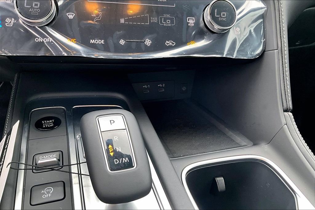 New 2026 INFINITI QX60 Luxe image 32