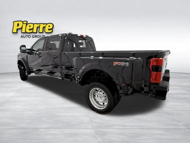 Used 2026 Ford F450 Platinum w/ FX4 Off-Road Package AWD/4WD image 2