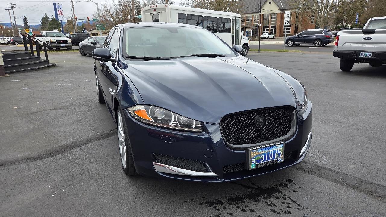 Used 2013 Jaguar XF 3.0 image 4