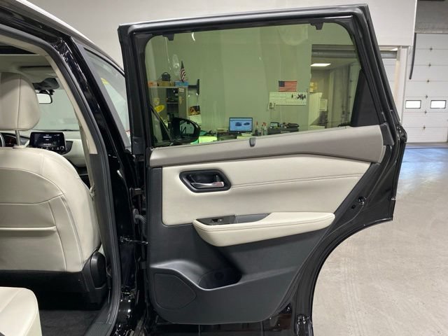 Certified 2023 Nissan Rogue SV w/ SV Premium B Package AWD/4WD image 26