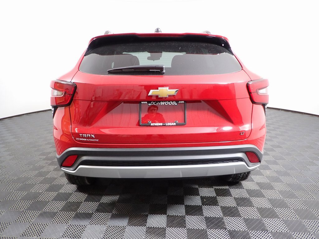 New 2026 Chevrolet Trax LT w/ LT Convenience Package image 10