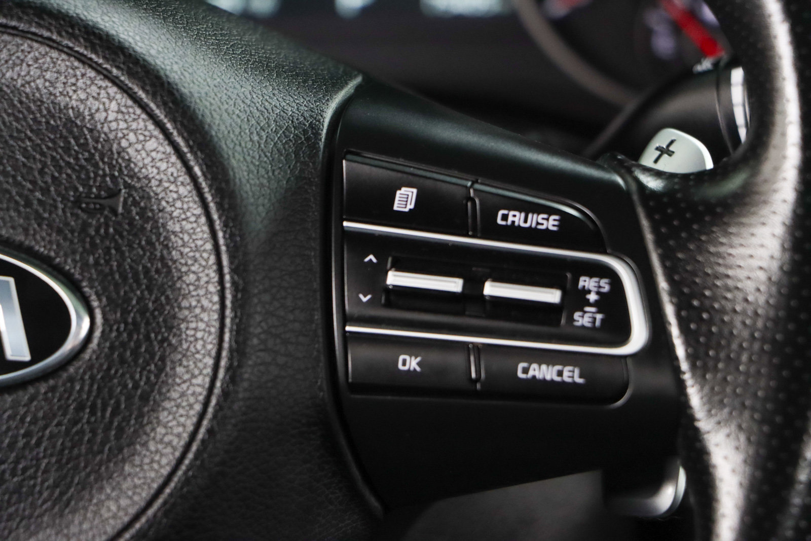 Used 2018 Kia Stinger GT1 image 14