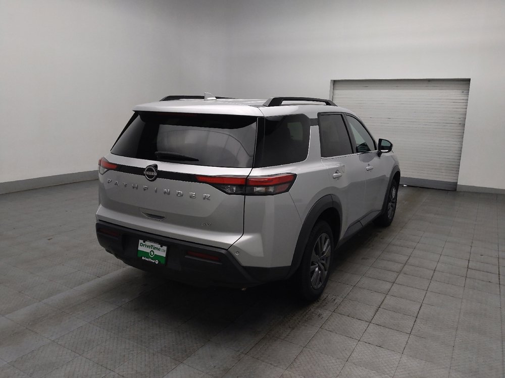 Used 2023 Nissan Pathfinder SV image 9