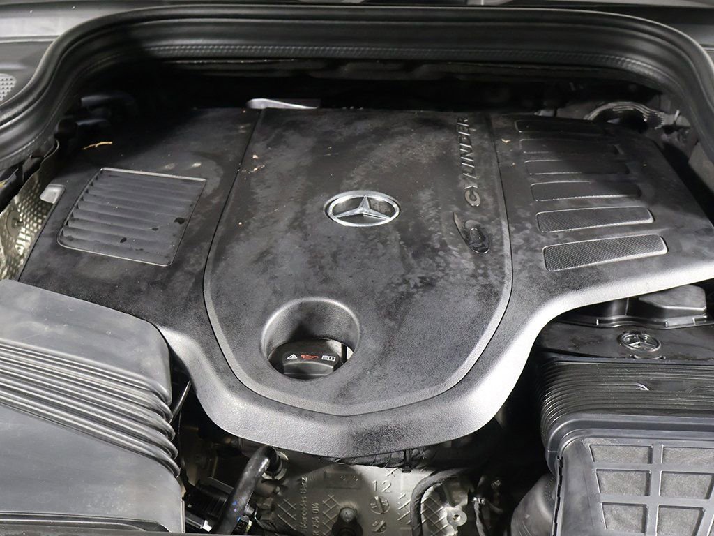 Used 2022 Mercedes-Benz GLS 450 4MATIC w/ AMG Line Exterior image 22