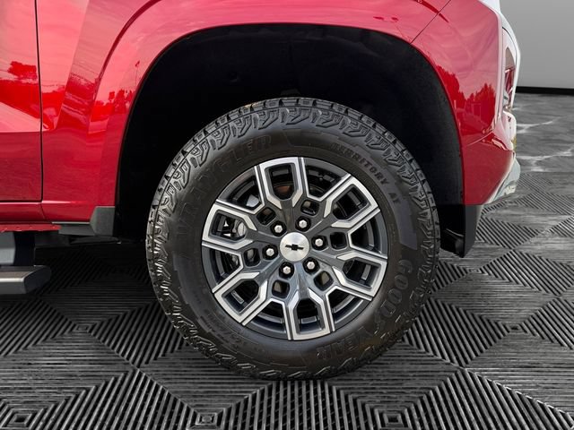 Certified 2025 Chevrolet Colorado Z71 w/ Technology Package AWD/4WD image 9