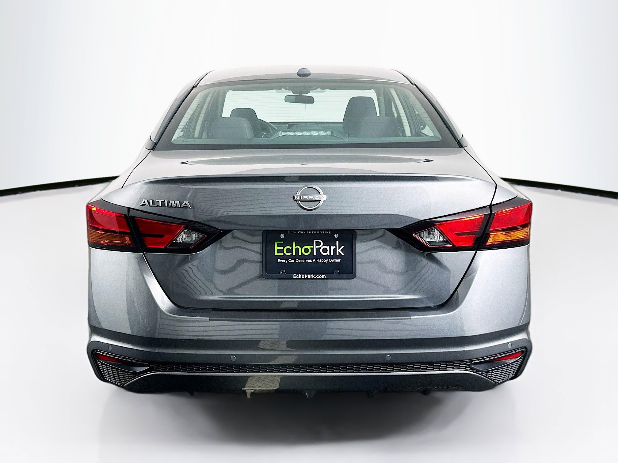 Used 2025 Nissan Altima 2.5 SV FWD image 7