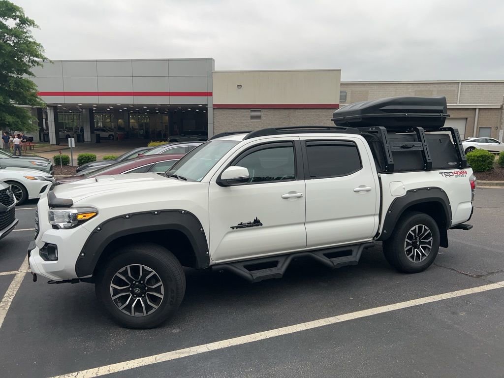 Used 2021 Toyota Tacoma TRD Sport AWD/4WD image 1
